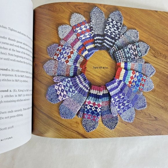 Saltwater Mittens From the Island of Newfoundland Knit Over 20 Heritage Designs - Picture 9 of 10